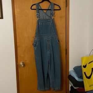 Gap overalls mid calve length worn a few times